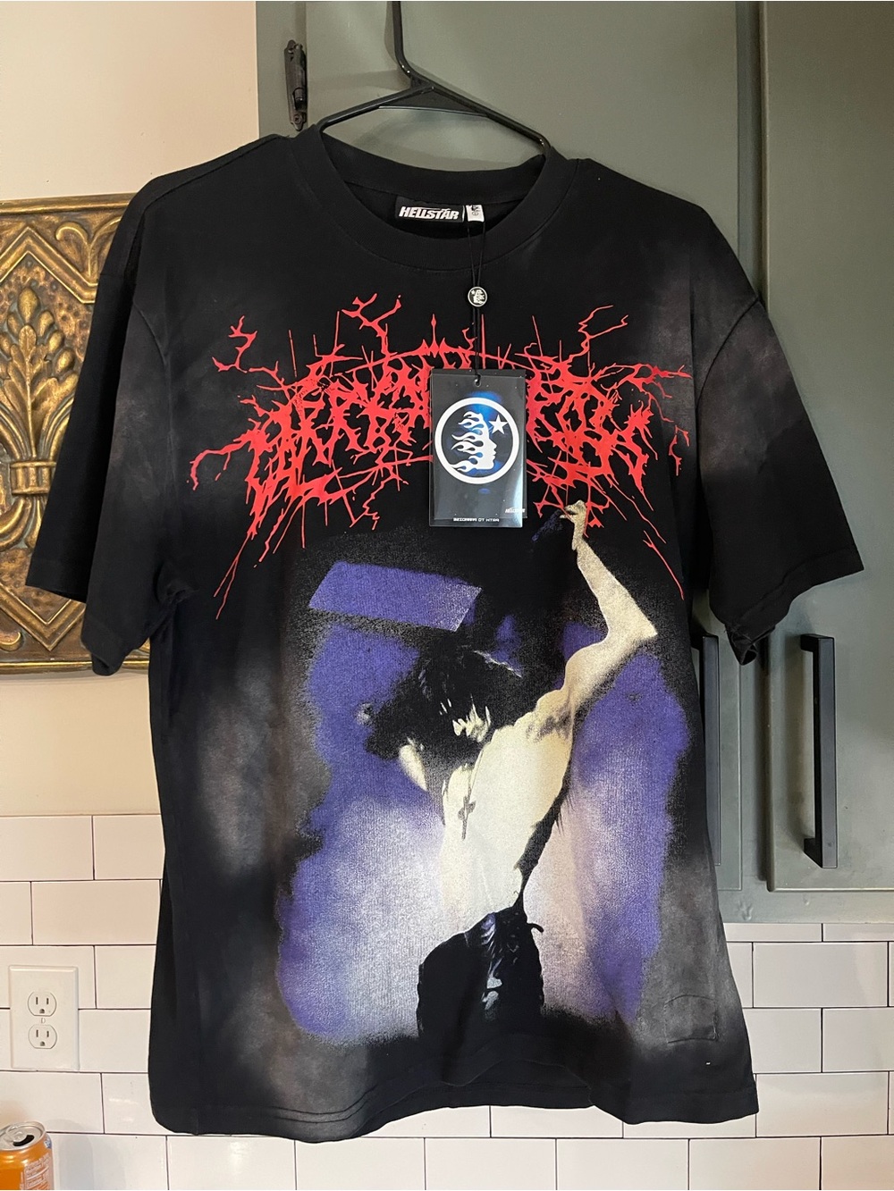 Men’s Graphic Design Tee Size S.